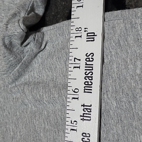 AC/DC HIGHWAY-TO-HELL TOUR OF 79 GRAY CREW-NECK TEE-SHIRT - Picture 7 of 12